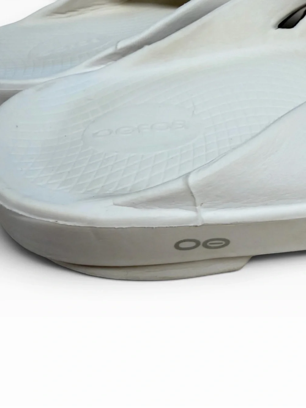 OOFOS OOriginal White Recovery Thong Sandals Cushion Comfort Mens 12 EU 45